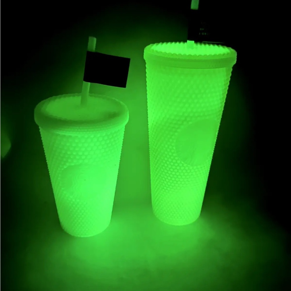 NEWStarbucks Studded Glow In the dark like GRINCH Tumbler Set 2022 Venti &Grande